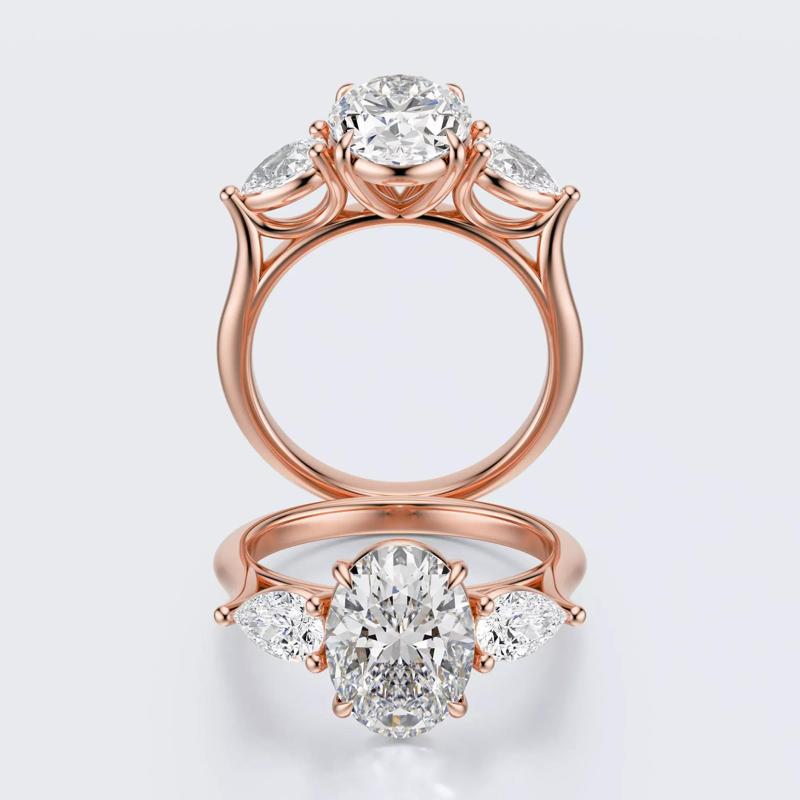 Oval shape engagement Ring