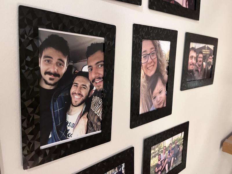 Light Photo Frame for Wall