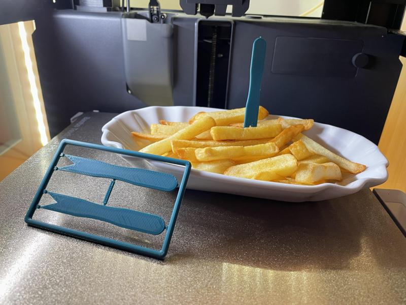 Emergency fries fork