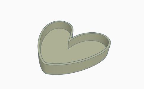 Heart-shaped pot