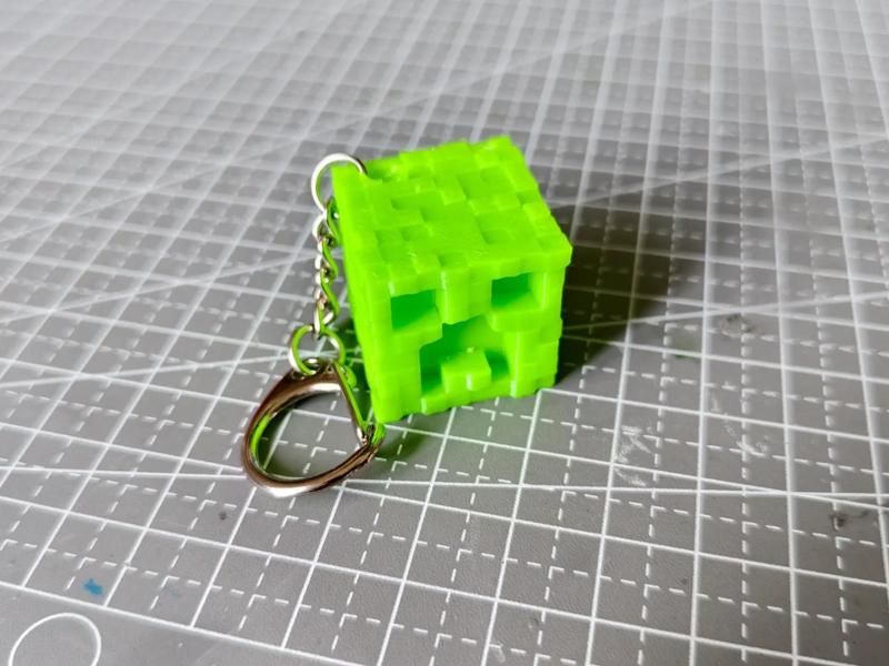 My World Creeper Head Keychain (Single Color, No AMS, No Supports)