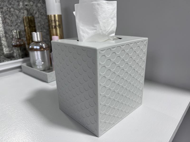 TISSUE BOX COVER - 115 x 101 x 122mm