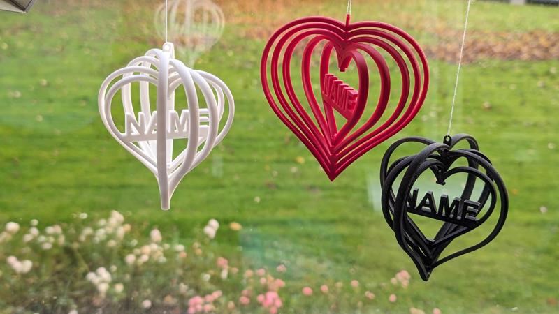 Parametric personalized revolving heart