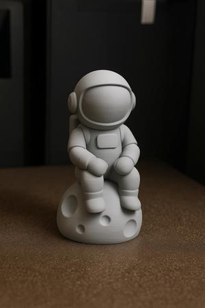 Astronaut on the Moon
