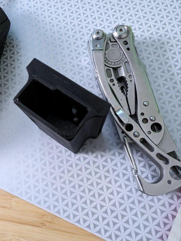 TPU Leatherman Skeletool belt holster