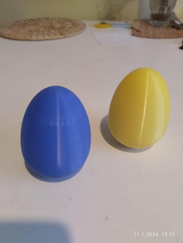 Automatically Stable Egg