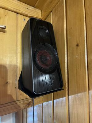 Speaker wall mount