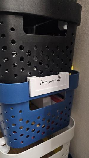 Curver storage box name plate