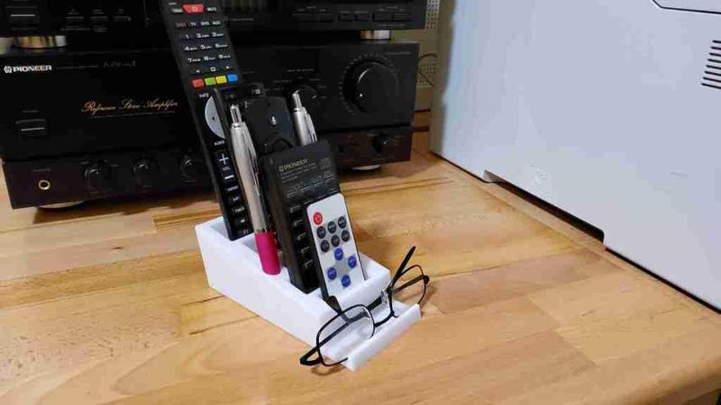 Remote Control Holder / Fernbedienung Halter