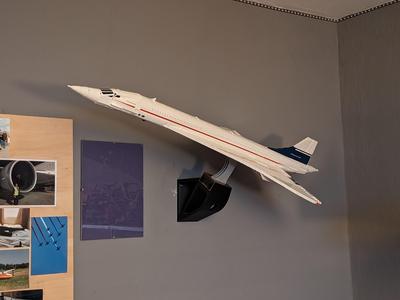 LEGO Concorde 10318 Wallmount