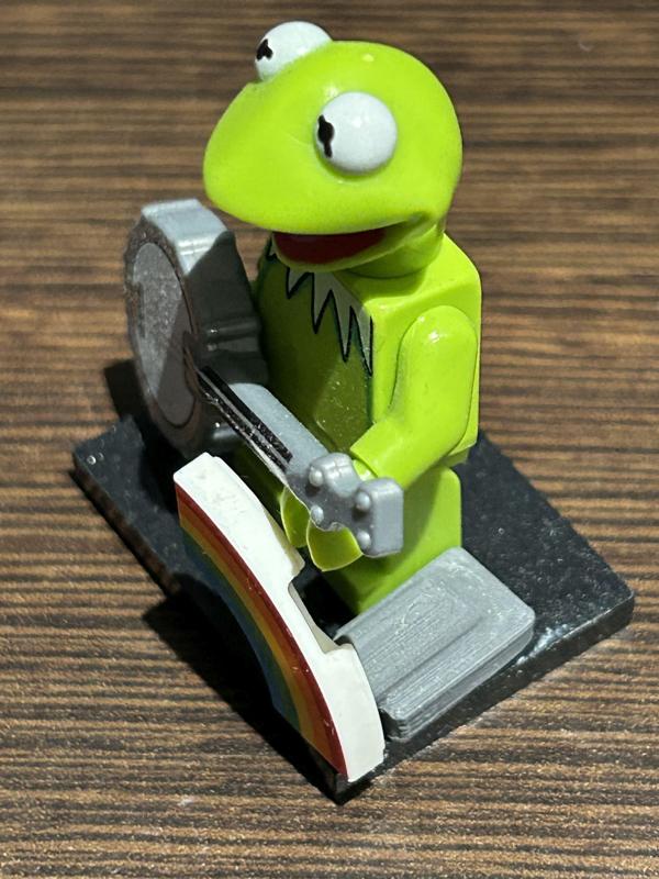 Lego - Muppet Mini Figure Base Plate- Kermit