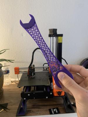 Lattice Wrench