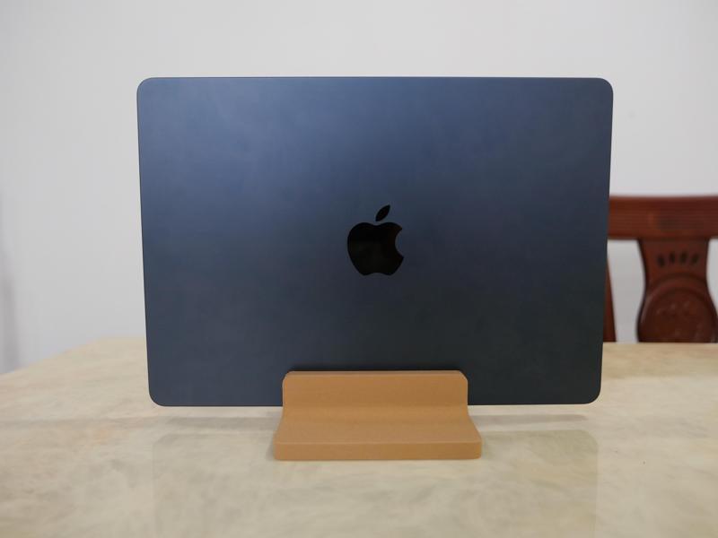 Macbook Air Holder Stand