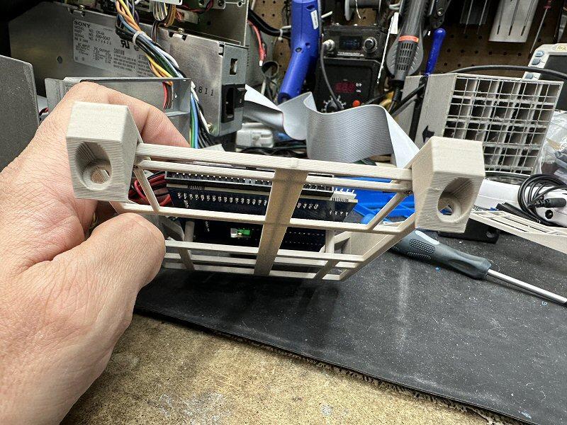 BlueSCSI v2 "Initiator" Drive Bay Mount for Macintosh SE