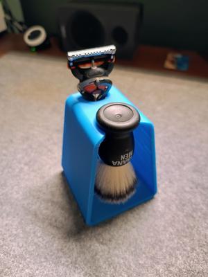 Shavin Stand for Gilette Razor and ISANA Men Brush