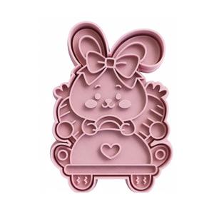 BUNNY IN CAR COOKIE CUTTER