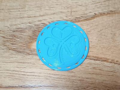 AGA clover logo badge, ready to be sewn on - Insignia o parche de con trebol de las Guias Argentinas (AGA)