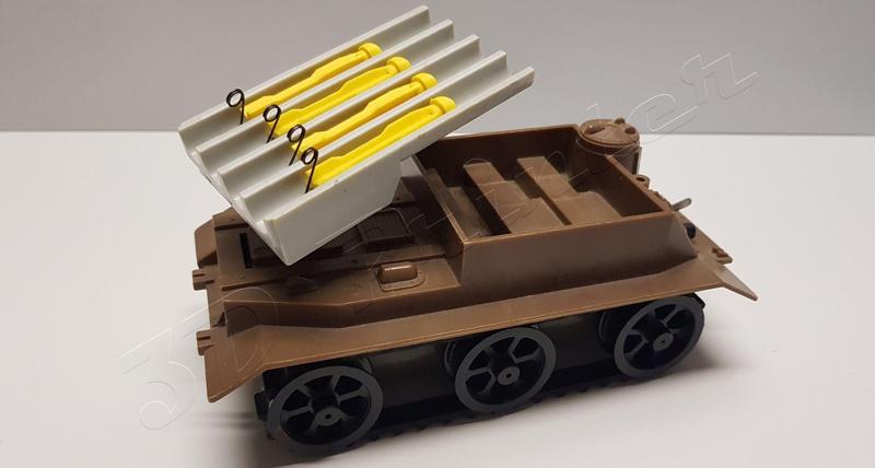 BOJOVÝ TRANSPORTÉR - IGRA r. 1990 ČSSR - RAKETY