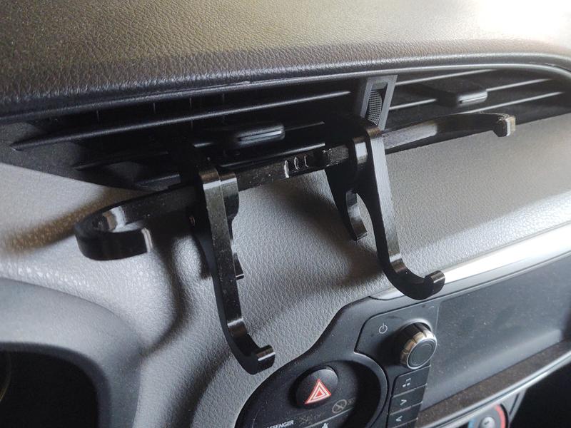 UNIVERSAL / ADAPTABLE / ADJUSTABLE / CUSTOMIZABLE HOLDER / ATTACHMENT / MOUNT / SUPPORT / DOCK FOR MOBILE PHONE / TABLET 150MM-240MM ON CAR AIR VENT / FAN / GRILLE / VENTILATION LOUVER