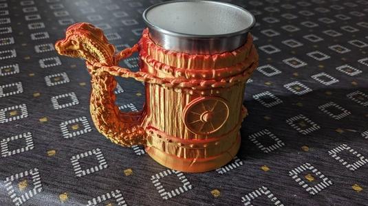 Dragon mug/can holder