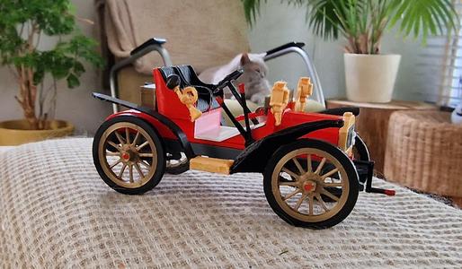 Fiat 16/20HP Roadster 1903 scale 1:24 Designer Ed van der Heijden.