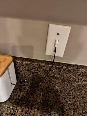 Fiber optic cable switch outlet cover