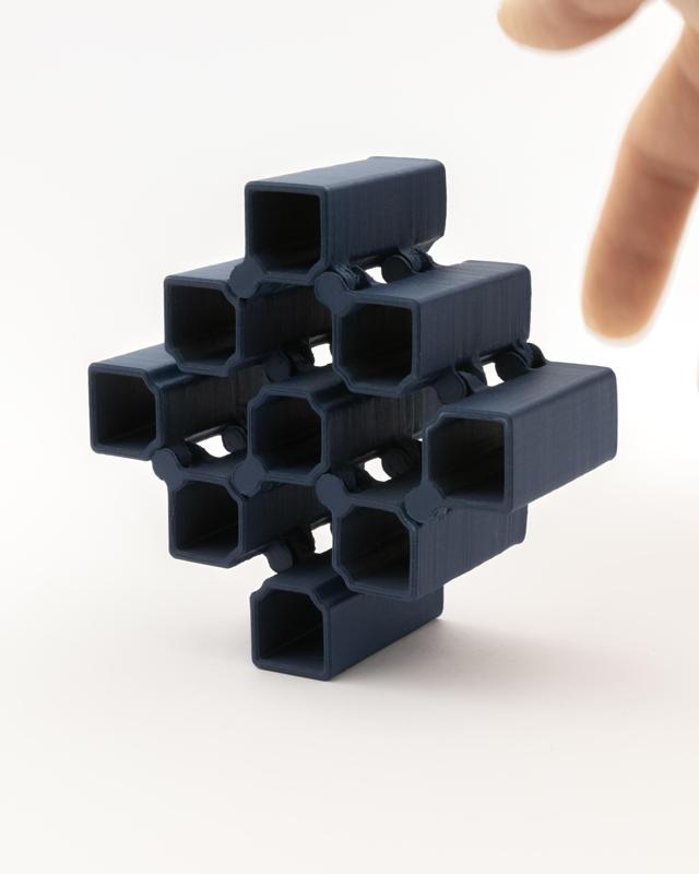 Auxetic Cubes // 18mm 3x3 Stacked