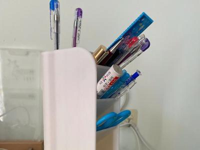 Vertical Pen Holder