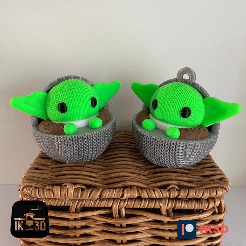 KNITTED GREEN ALIEN ON CRIB FUGURINE AND ORNAMENT - MULTI PARTS - NO SUPPORTS