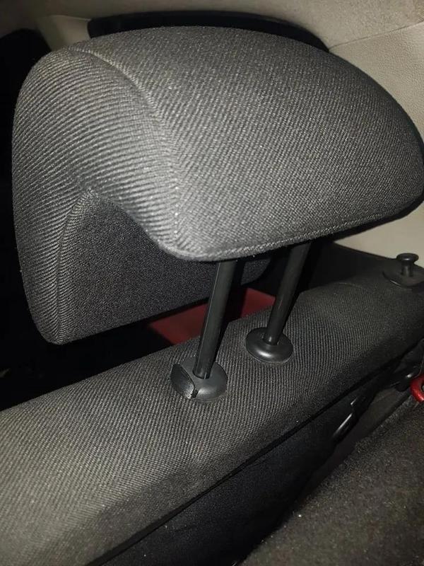 Headrest knob replacement for Peugeot 206 (PSA)   