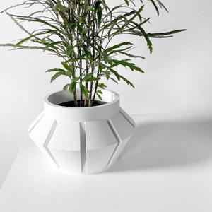 wave patterned plant container for indoor