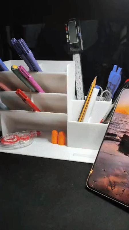 Portalapices con soporte para el movil