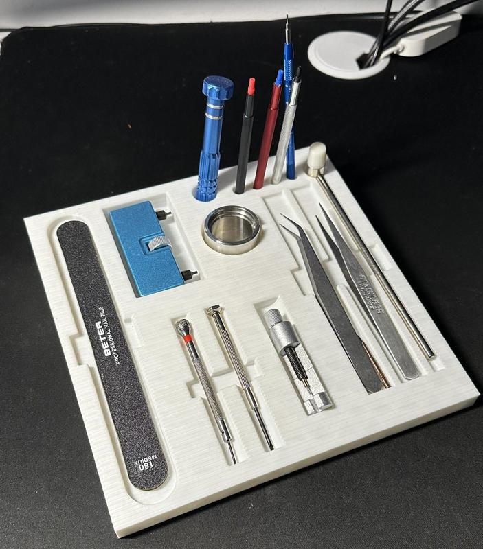 Watch tools organizer