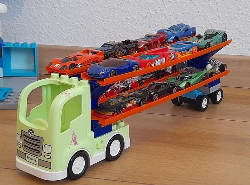 Car Transporter Hotwheels Duplo v3