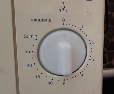 Bouton minuteur four micro-onde Vedette