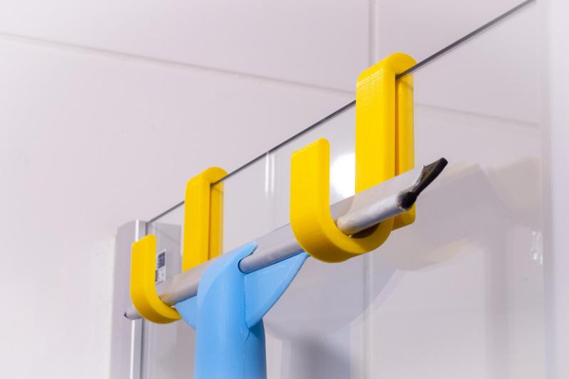 Bath Glass Shower Hook  - Quick and Easy Print - Last meters of filament - Shower Glass Hook