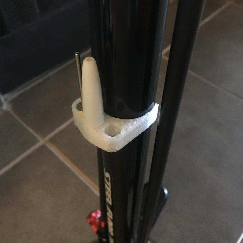 Bike Pump Adaptor Clip