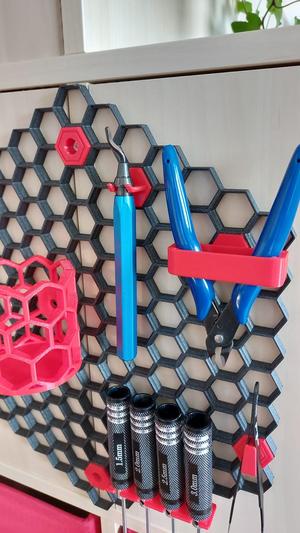 Honeycomb Wall Deburring Tool Hanger