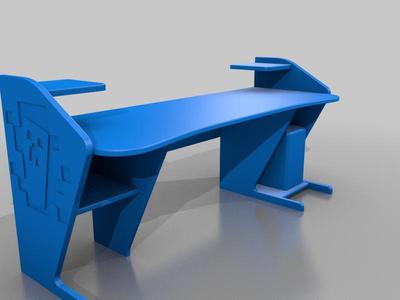 Creeper Gaming Desk