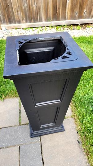 Planter pot adapter - 10" into 11x11"