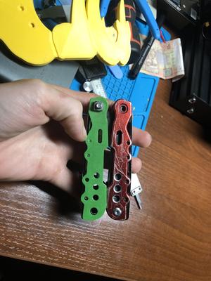 Custom multitool handle