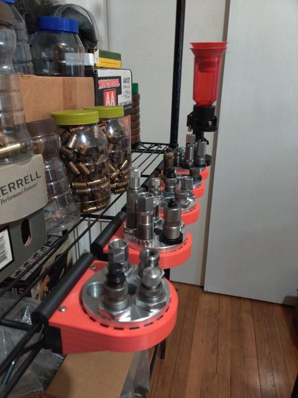 Lee Load-MasterTurret Holder Adapter for 1" Wire Rack Shelf