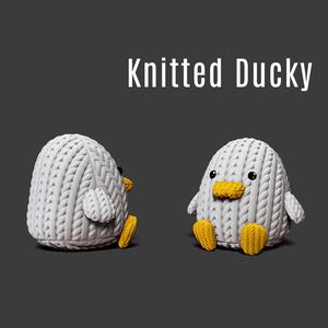 KNITTED DUCK