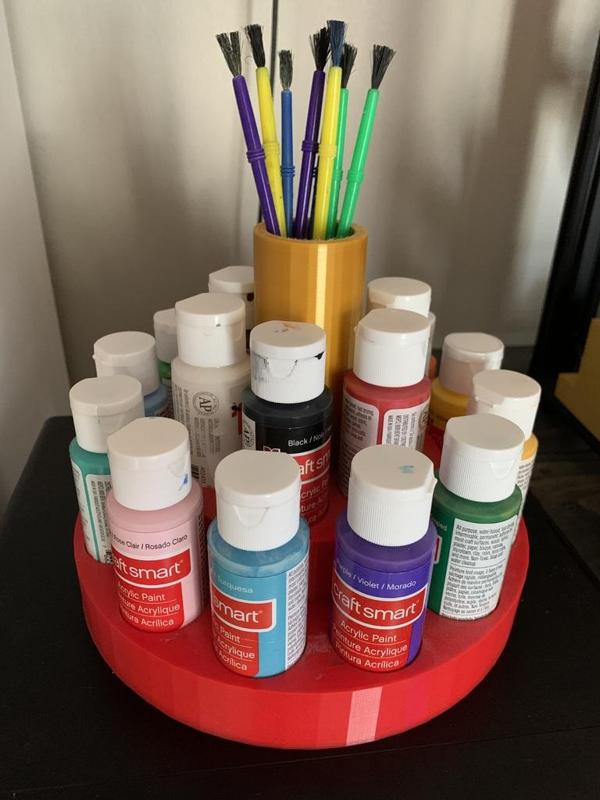 PAINT_BOTTLE_&_BRUSH_HOLDER