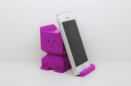 Cali Cat phone stand