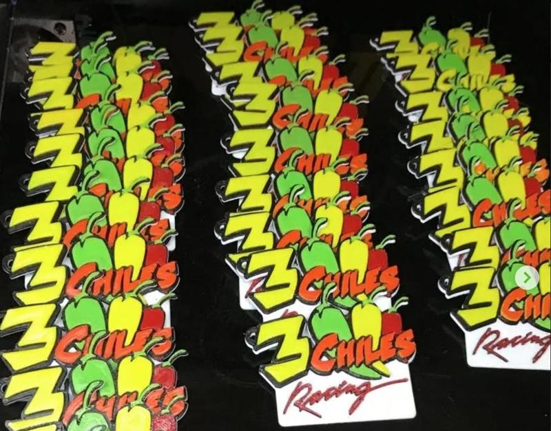 llavero 3 chiles racing