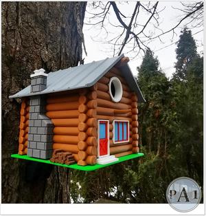 LOG CABIN BIRDHOUSE