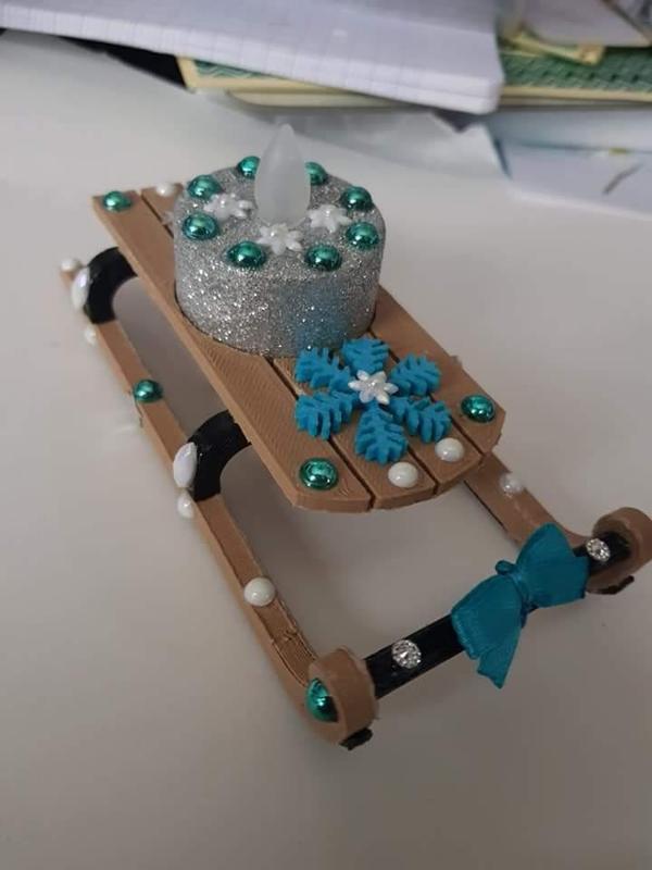 Deco table sled with or without candle, model to hang on a tree