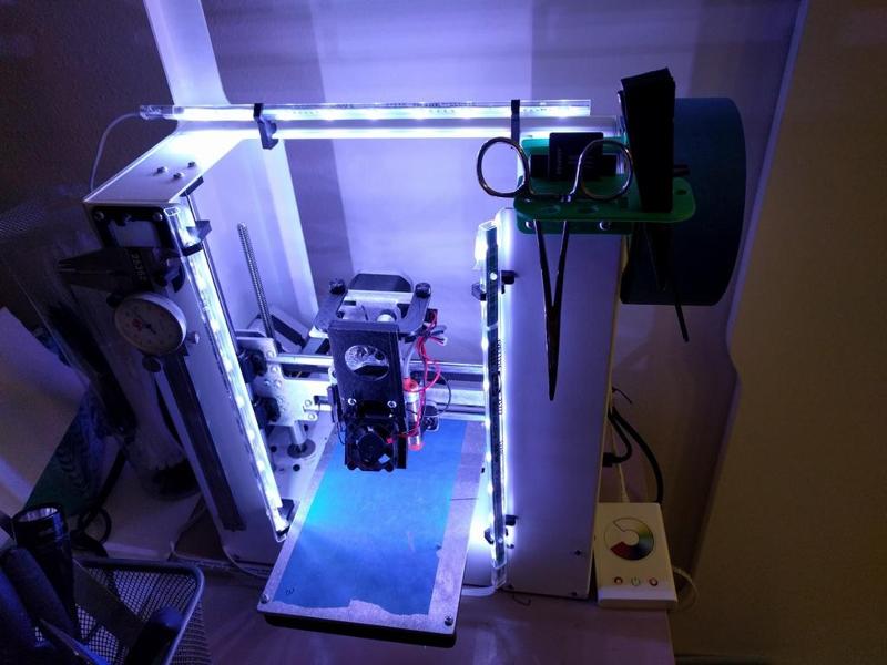 LED light clip for Printrbot Play, fits Ikea Dioder