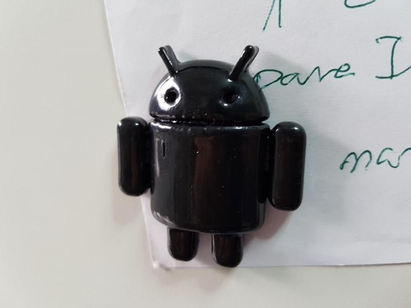 Tiny Android magnet